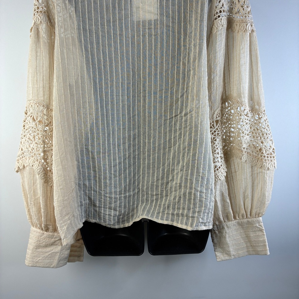 NWT Jollya Paris Beige Crochet Lace Boho Blouse Balloon Sleeve Button Front L/XL - Picture 16 of 16